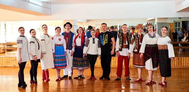 Детальніше про статтю ІІ Всеукраїнський форум-практикум з українського народного танцю «Уманська мережка»